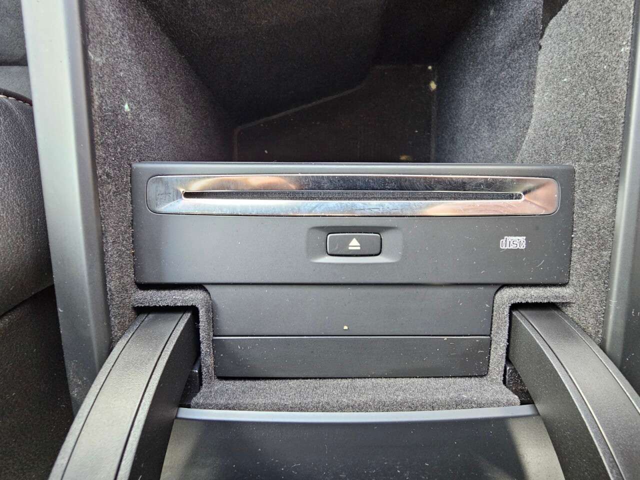2017 VOLVO S90 2017 VOLVO S90