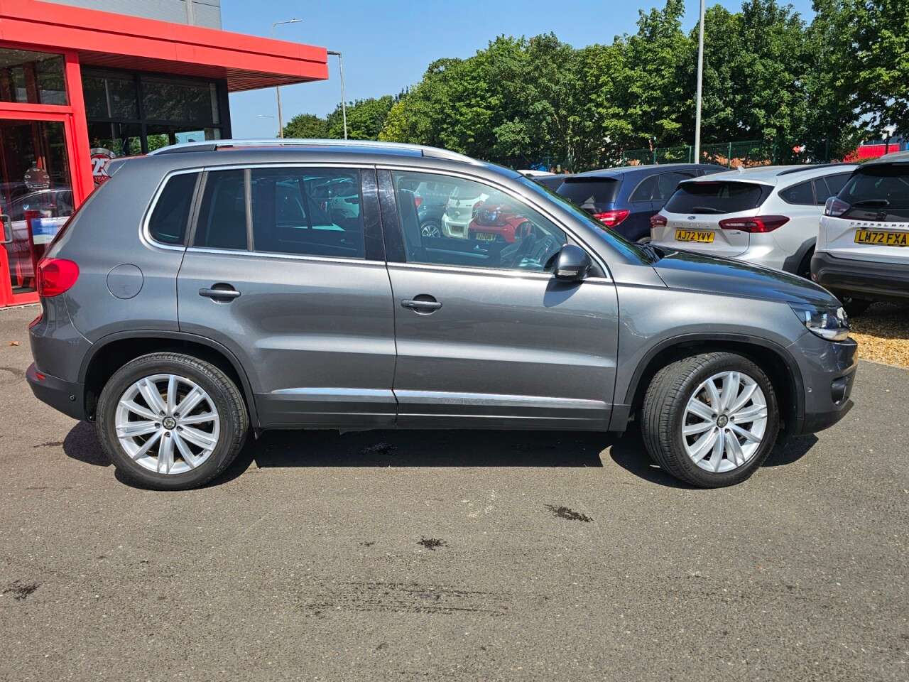 2015 VOLKSWAGEN TIGUAN 2015 VOLKSWAGEN TIGUAN