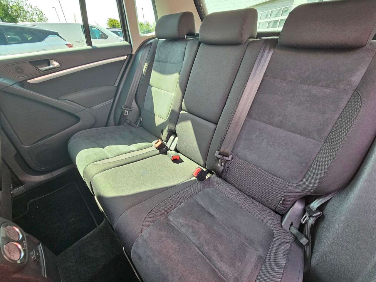 2015 VOLKSWAGEN TIGUAN 2015 VOLKSWAGEN TIGUAN