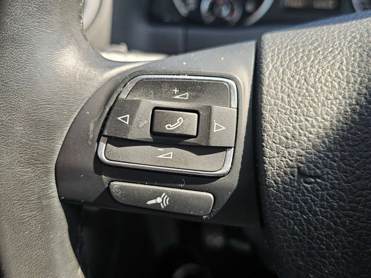 2015 VOLKSWAGEN TIGUAN 2015 VOLKSWAGEN TIGUAN