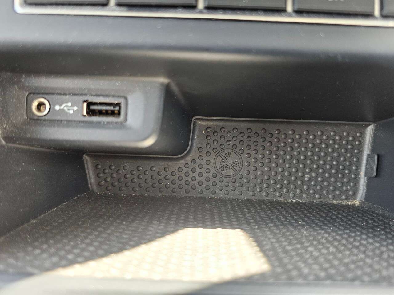 2015 VOLKSWAGEN TIGUAN 2015 VOLKSWAGEN TIGUAN