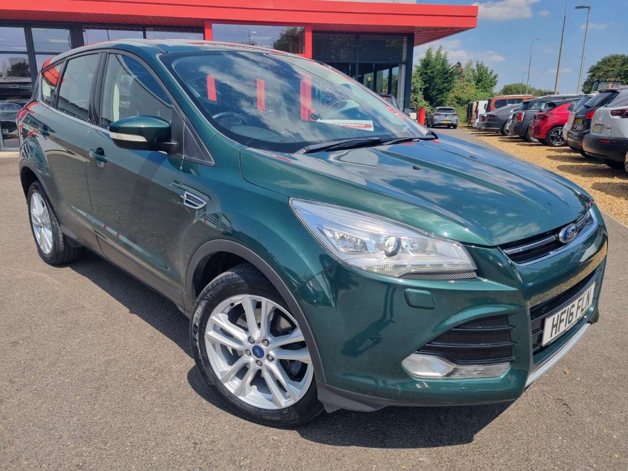 A 2016 FORD KUGA 2.0 TDCi Titanium X SUV 5dr Diesel Manual 2WD Euro 6 (s/s) (150 ps) A 2016 FORD KUGA 2.0 TDCi Titanium X SUV 5dr Diesel Manual 2WD Euro 6 (s/s) (150 ps)