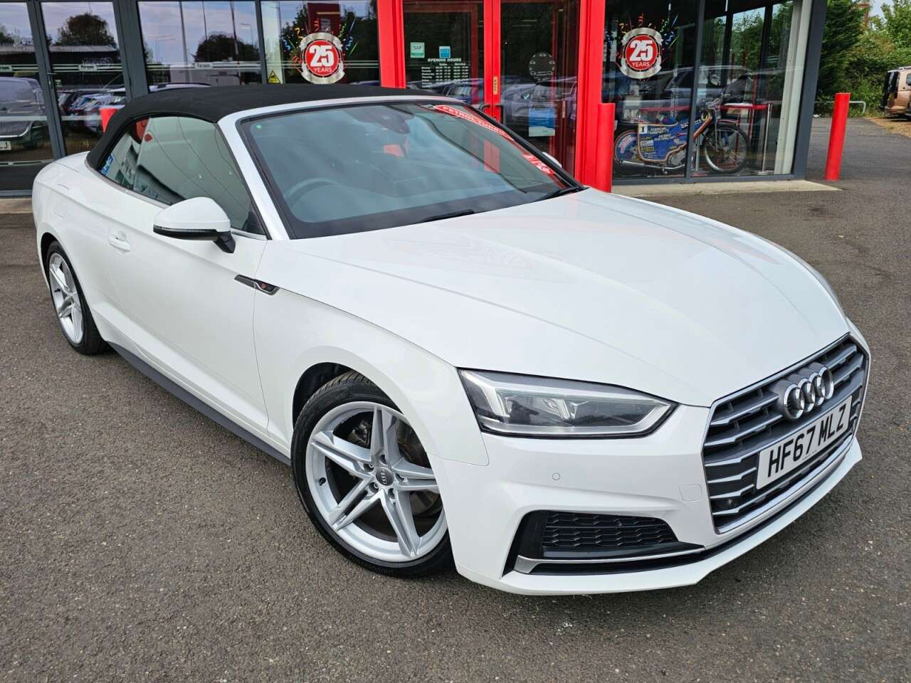 A 2017 AUDI A5 CABRIOLET 2.0 TFSI S line Convertible 2dr Petrol S Tronic Euro 6 (s/s) (190 ps) A 2017 AUDI A5 CABRIOLET 2.0 TFSI S line Convertible 2dr Petrol S Tronic Euro 6 (s/s) (190 ps)