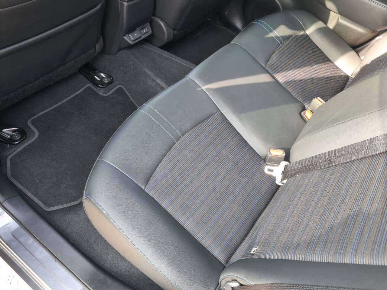 2022 NISSAN LEAF 2022 NISSAN LEAF