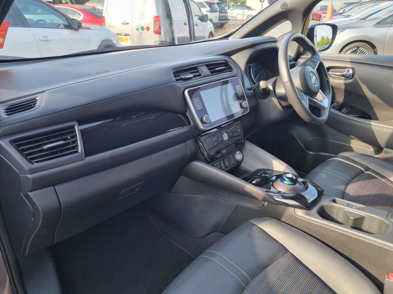 2022 NISSAN LEAF 2022 NISSAN LEAF