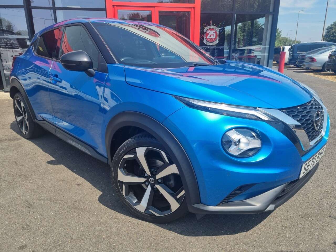 A 2020 NISSAN JUKE 1.0 DIG-T Tekna SUV 5dr Petrol Manual Euro 6 (s/s) (114 ps) A 2020 NISSAN JUKE 1.0 DIG-T Tekna SUV 5dr Petrol Manual Euro 6 (s/s) (114 ps)