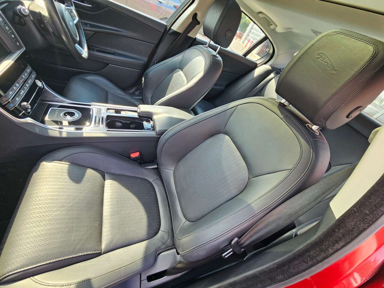 2017 JAGUAR XE 2017 JAGUAR XE