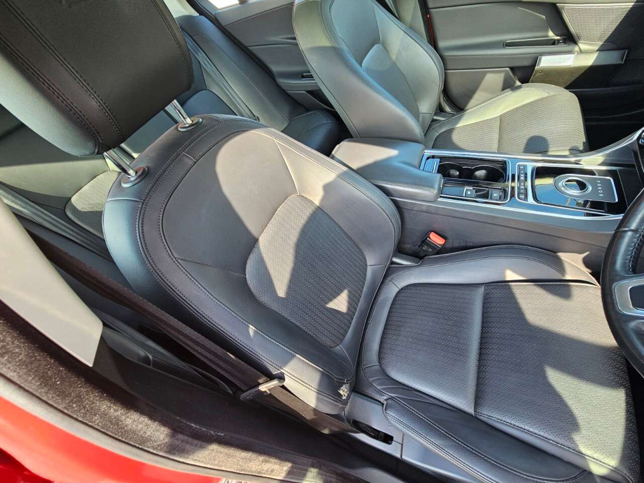 2017 JAGUAR XE 2017 JAGUAR XE