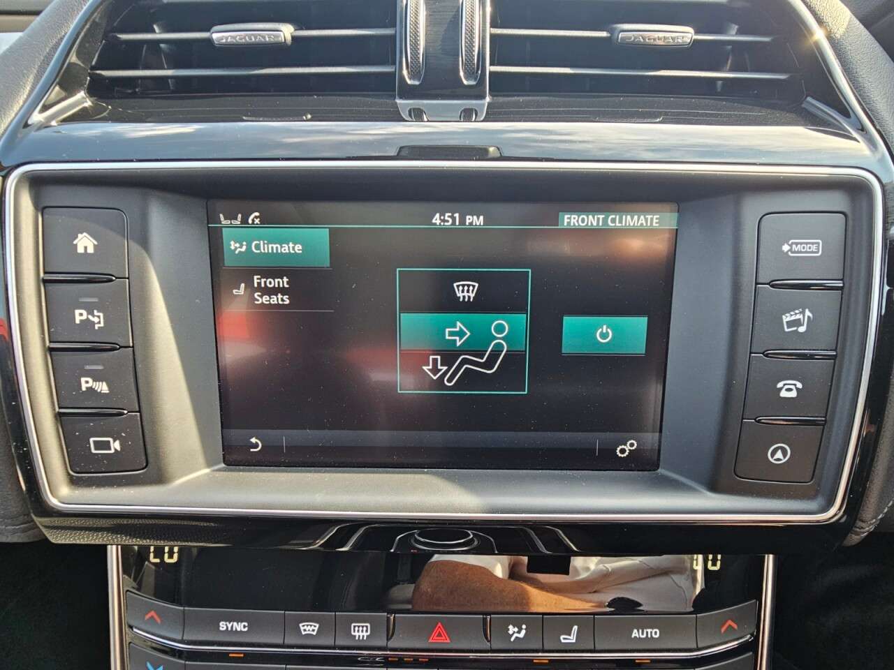 2017 JAGUAR XE 2017 JAGUAR XE