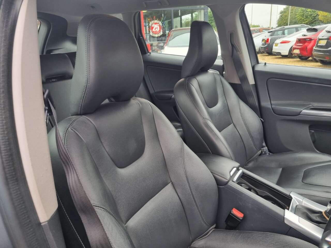 2016 VOLVO XC60 2016 VOLVO XC60