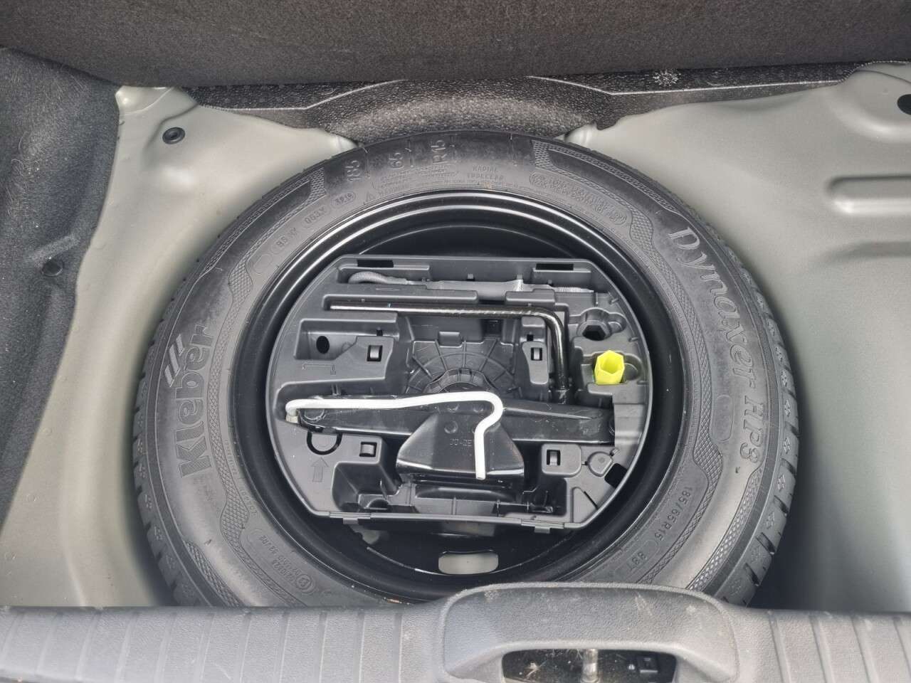 2019 PEUGEOT 208 2019 PEUGEOT 208