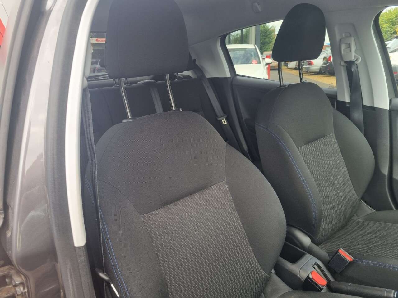 2019 PEUGEOT 208 2019 PEUGEOT 208
