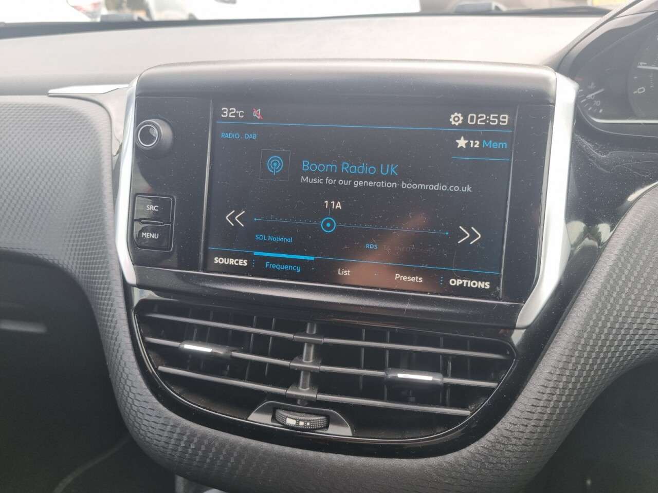 2019 PEUGEOT 208 2019 PEUGEOT 208