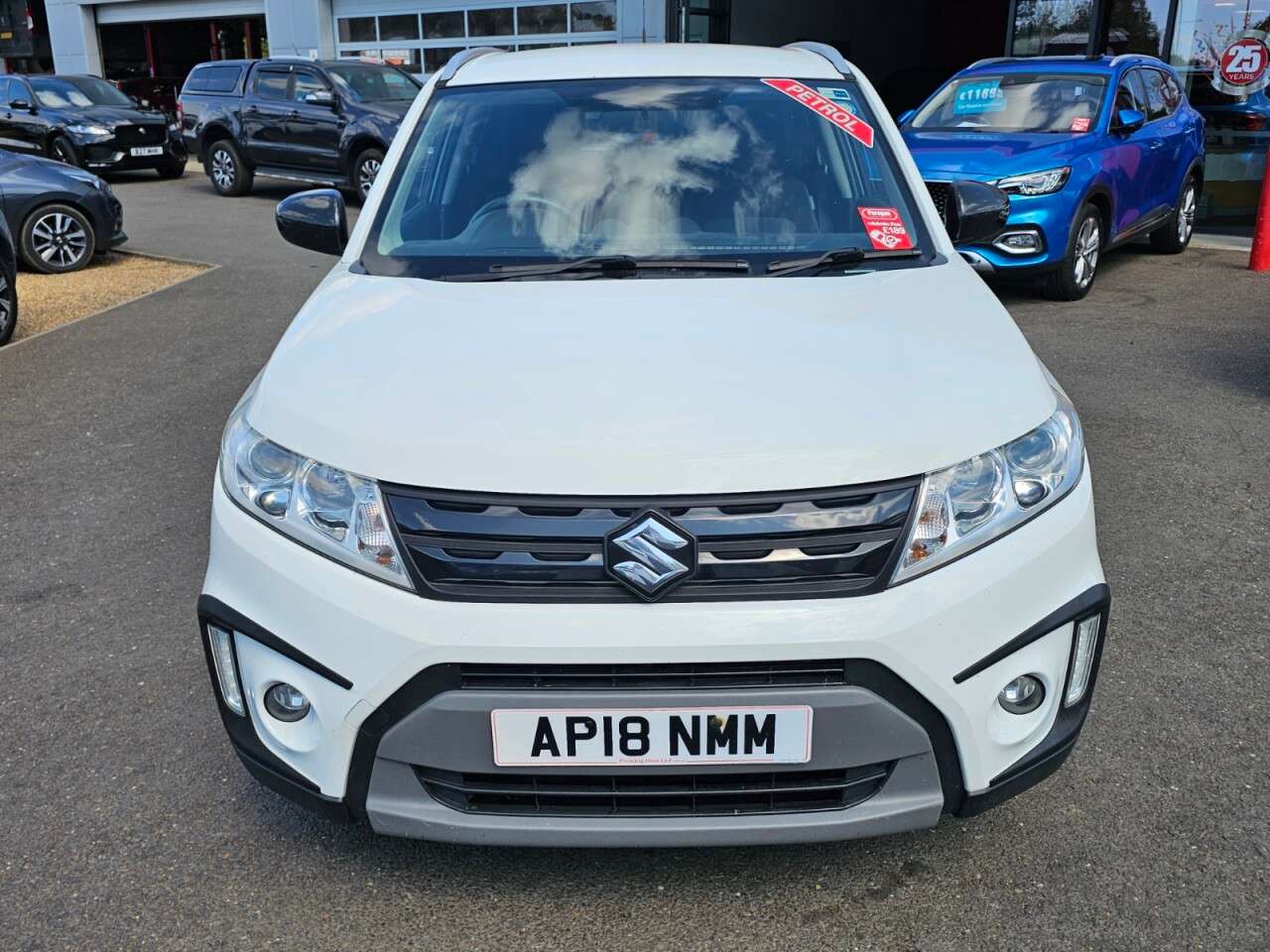 A 2018 SUZUKI VITARA 1.6 Kuro SUV 5dr Petrol Manual Euro 6 (s/s) (120 ps) A 2018 SUZUKI VITARA 1.6 Kuro SUV 5dr Petrol Manual Euro 6 (s/s) (120 ps)