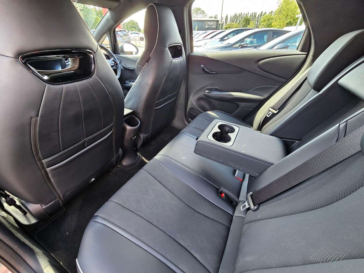 2024 BYD DOLPHIN 2024 BYD DOLPHIN