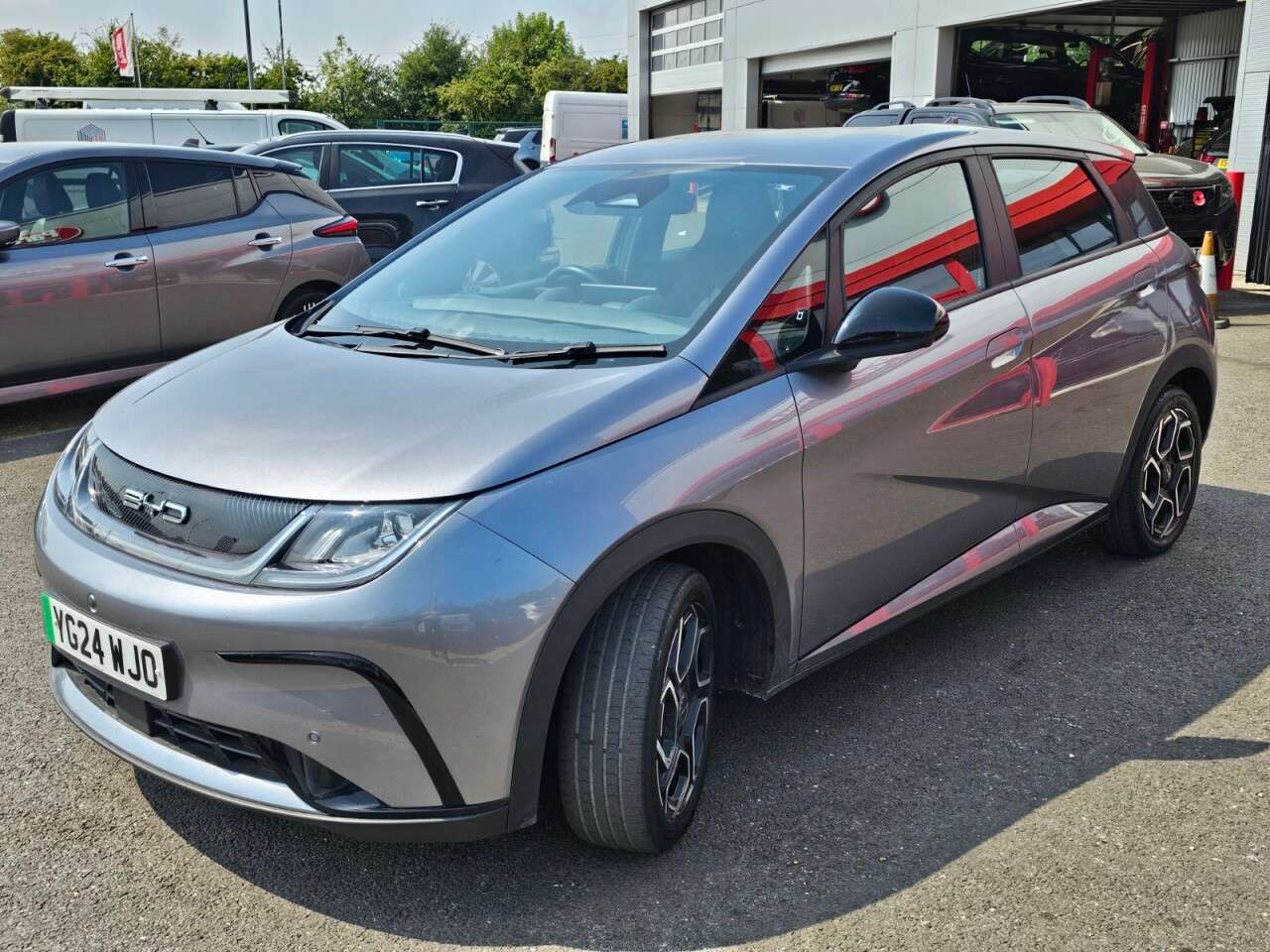2024 BYD DOLPHIN 2024 BYD DOLPHIN