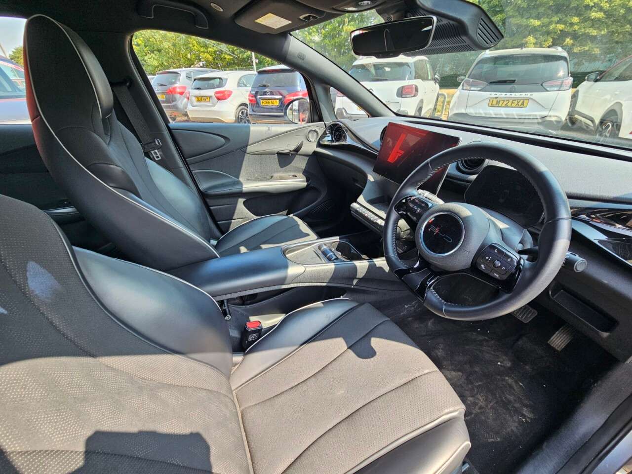 2024 BYD DOLPHIN 2024 BYD DOLPHIN
