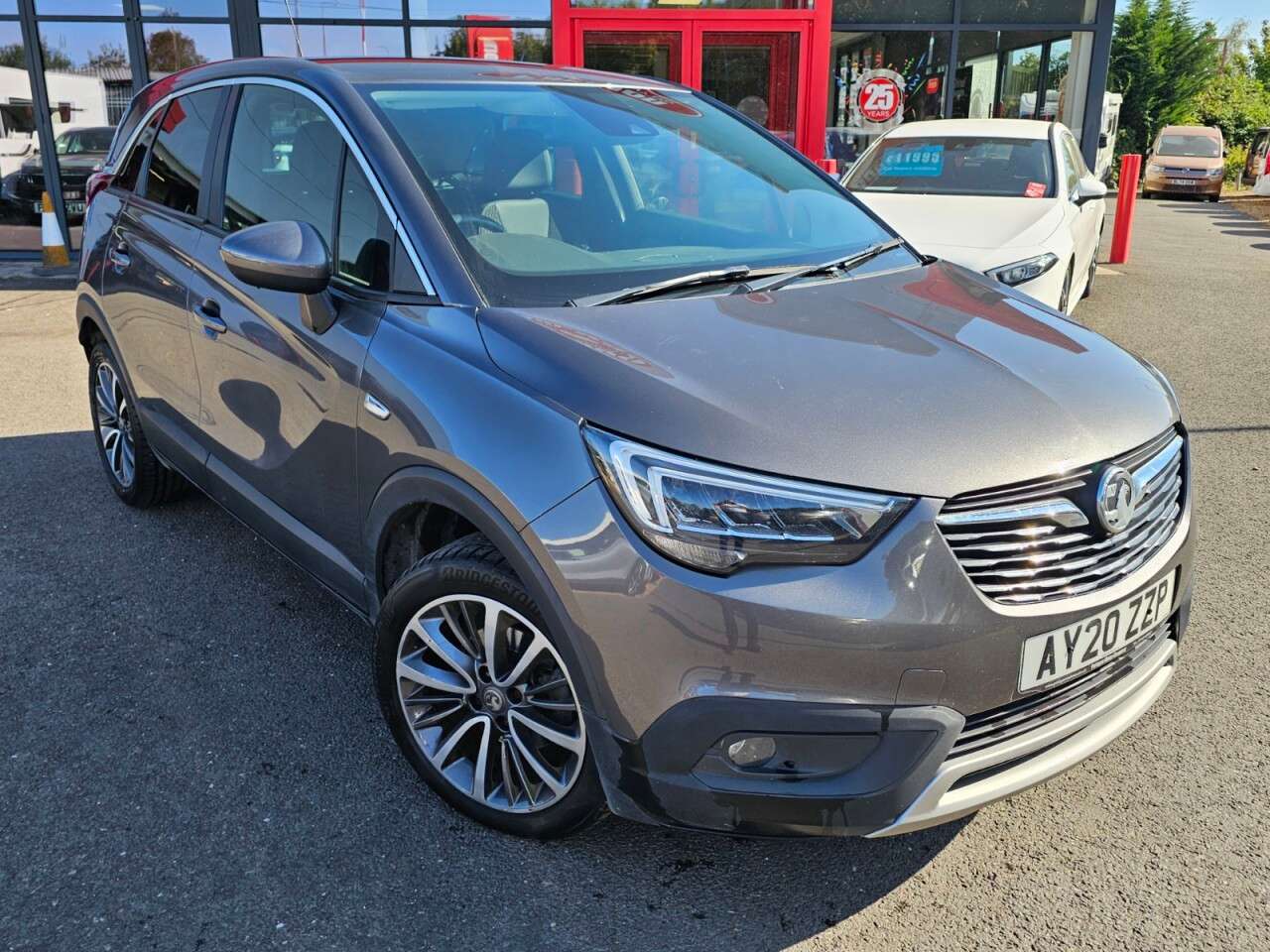 A 2020 VAUXHALL CROSSLAND X 1.2 Turbo Elite Nav SUV 5dr Petrol Auto Euro 6 (s/s) (130 ps) A 2020 VAUXHALL CROSSLAND X 1.2 Turbo Elite Nav SUV 5dr Petrol Auto Euro 6 (s/s) (130 ps)