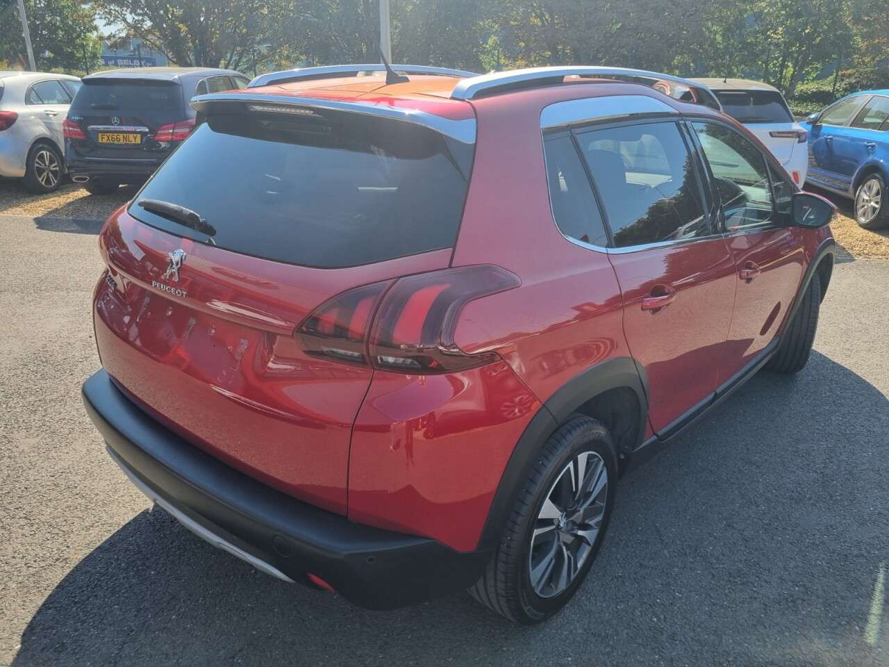 2017 PEUGEOT 2008 2017 PEUGEOT 2008