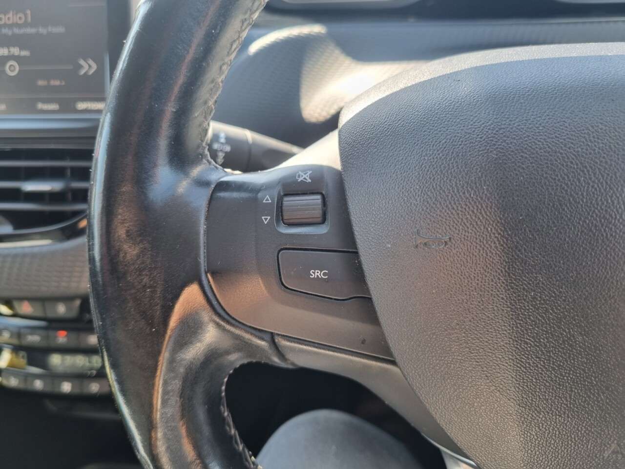 2017 PEUGEOT 2008 2017 PEUGEOT 2008