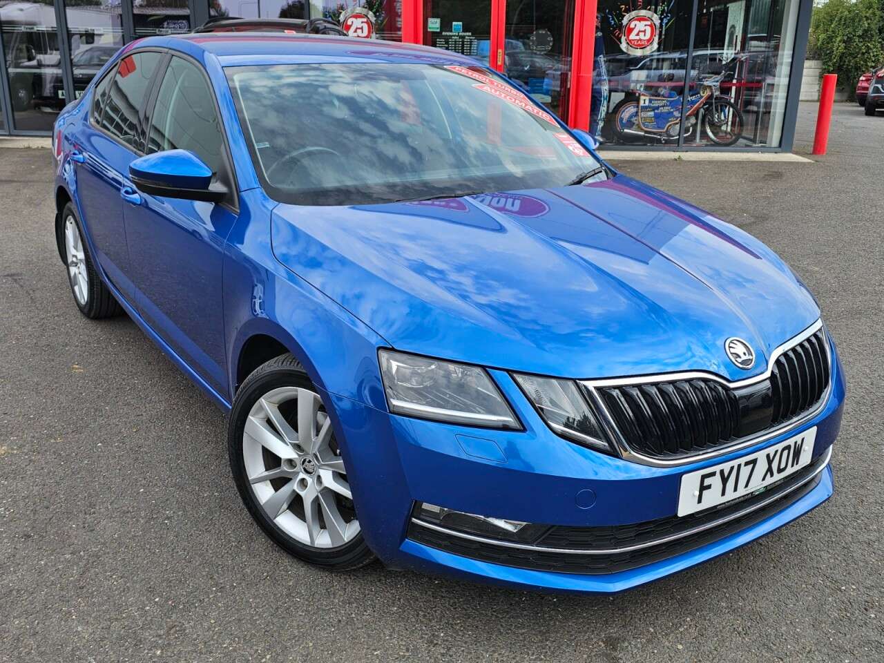 A 2017 SKODA OCTAVIA 1.4 TSI SE L Hatchback 5dr Petrol DSG Euro 6 (s/s) (150 ps) A 2017 SKODA OCTAVIA 1.4 TSI SE L Hatchback 5dr Petrol DSG Euro 6 (s/s) (150 ps)