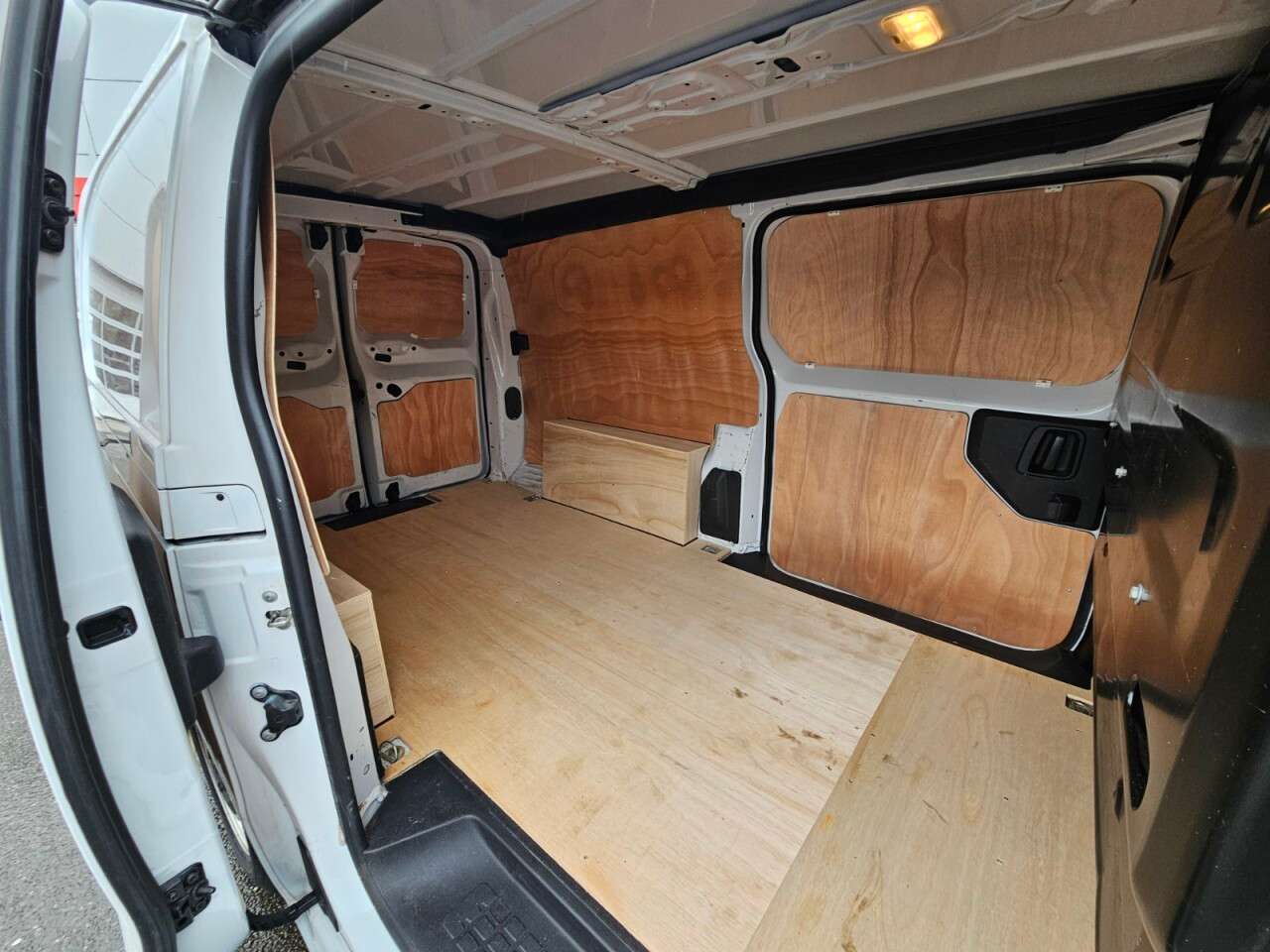 2023 VAUXHALL VIVARO 2023 VAUXHALL VIVARO
