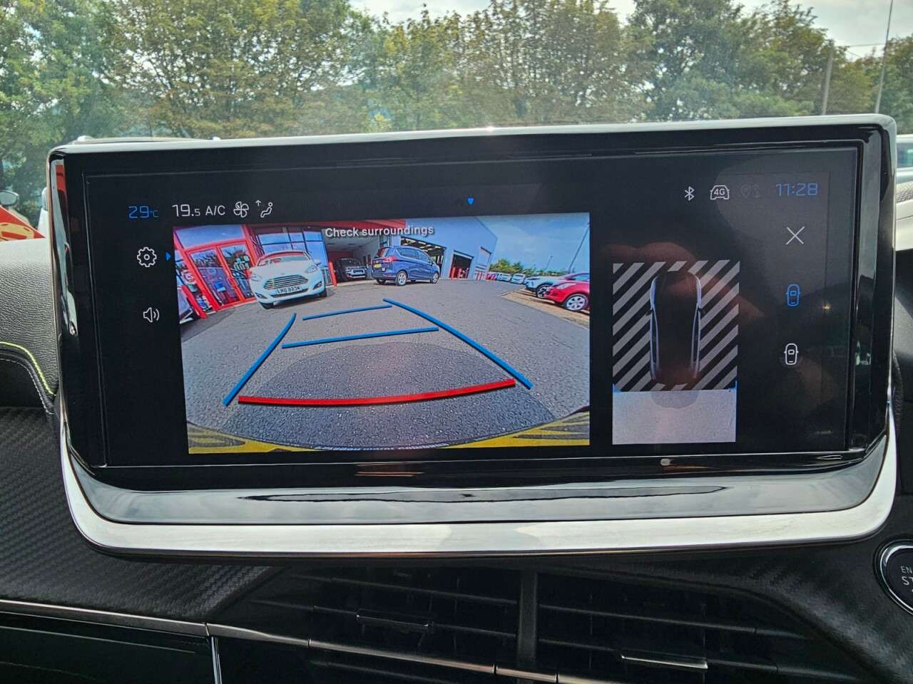A 2024 PEUGEOT 208 1.2 GT Hatchback 5dr Petrol Hybrid e-DSC6 Euro 6 (s/s) (136 ps) A 2024 PEUGEOT 208 1.2 GT Hatchback 5dr Petrol Hybrid e-DSC6 Euro 6 (s/s) (136 ps)