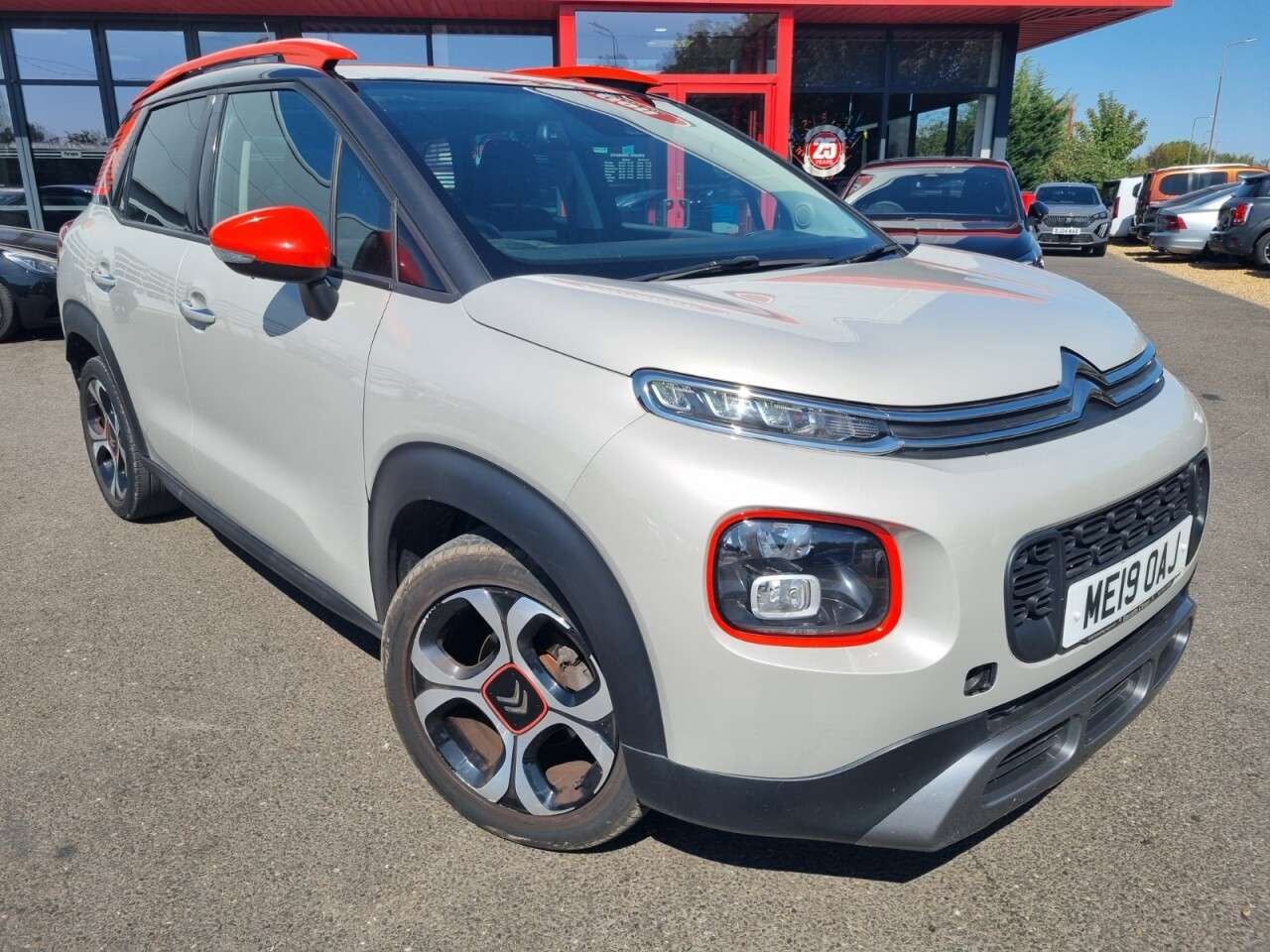 A 2019 CITROEN C3 AIRCROSS 1.5 BlueHDi Flair SUV 5dr Diesel Manual Euro 6 (100 ps) A 2019 CITROEN C3 AIRCROSS 1.5 BlueHDi Flair SUV 5dr Diesel Manual Euro 6 (100 ps)