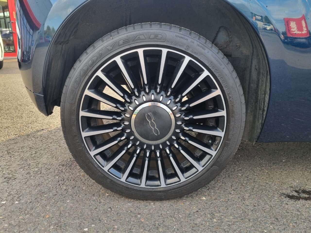 2019 FIAT 500 2019 FIAT 500