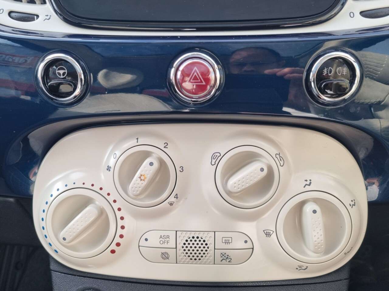 2019 FIAT 500 2019 FIAT 500