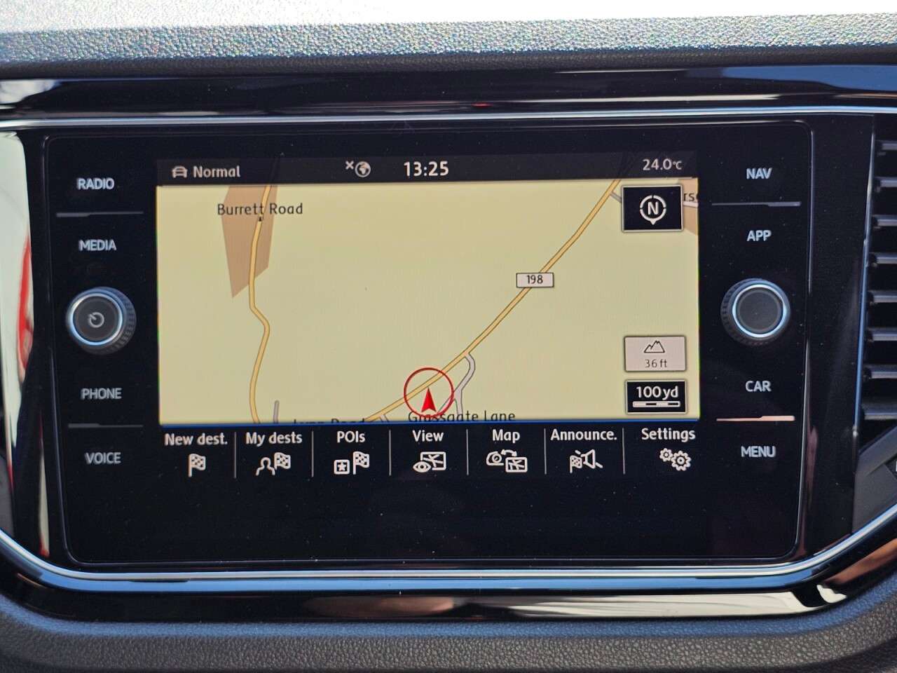 A 2020 VOLKSWAGEN T-ROC 2.0 TSI R SUV 5dr Petrol DSG 4Motion Euro 6 (s/s) (300 ps) A 2020 VOLKSWAGEN T-ROC 2.0 TSI R SUV 5dr Petrol DSG 4Motion Euro 6 (s/s) (300 ps)