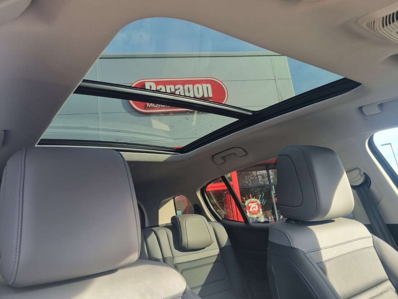 A 2023 CITROEN C5 AIRCROSS 1.5 BlueHDi C-Series Edition SUV 5dr Diesel EAT8 Euro 6 (s/s) (130 ps) A 2023 CITROEN C5 AIRCROSS 1.5 BlueHDi C-Series Edition SUV 5dr Diesel EAT8 Euro 6 (s/s) (130 ps)