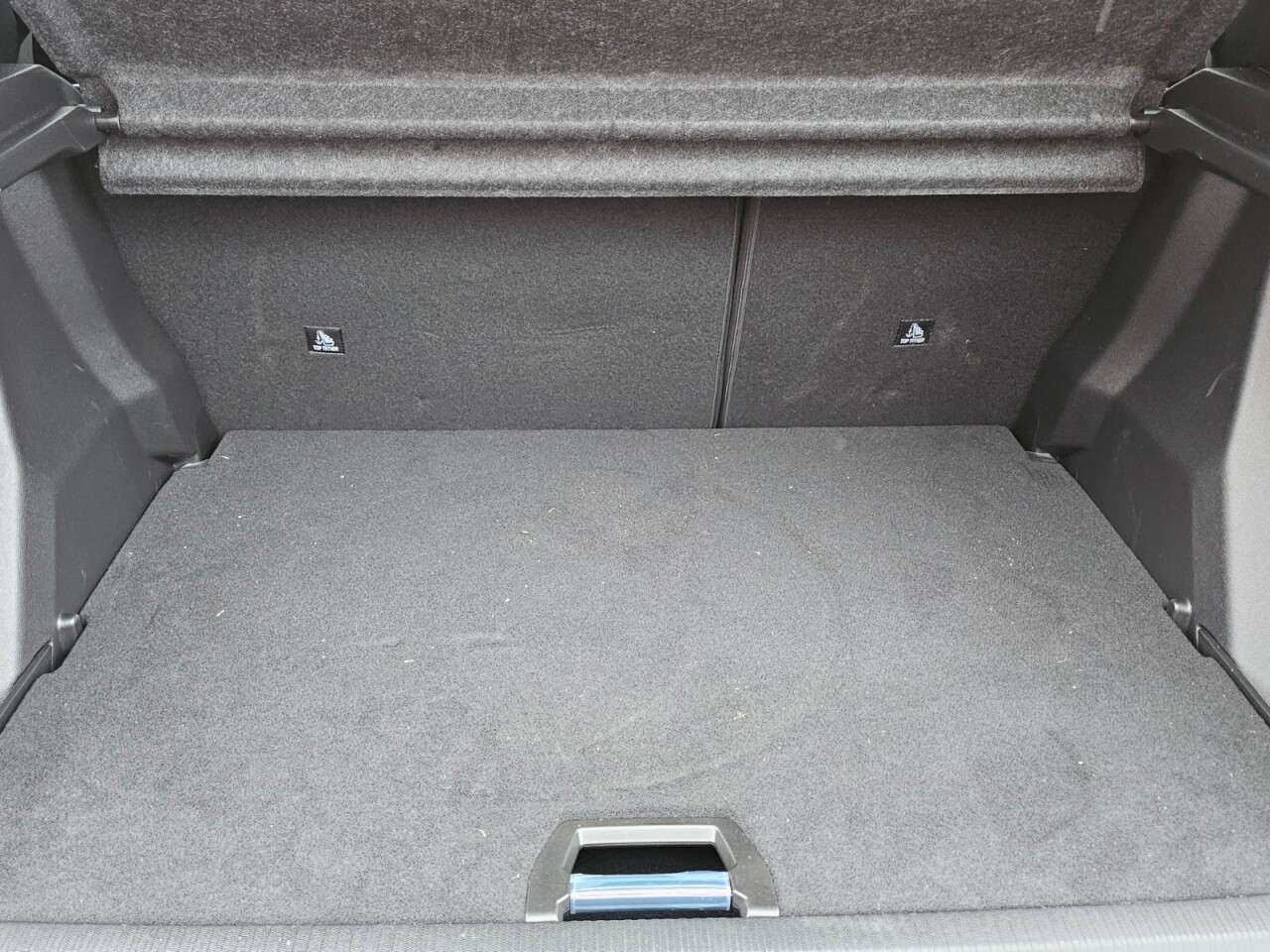 2024 PEUGEOT 2008 2024 PEUGEOT 2008
