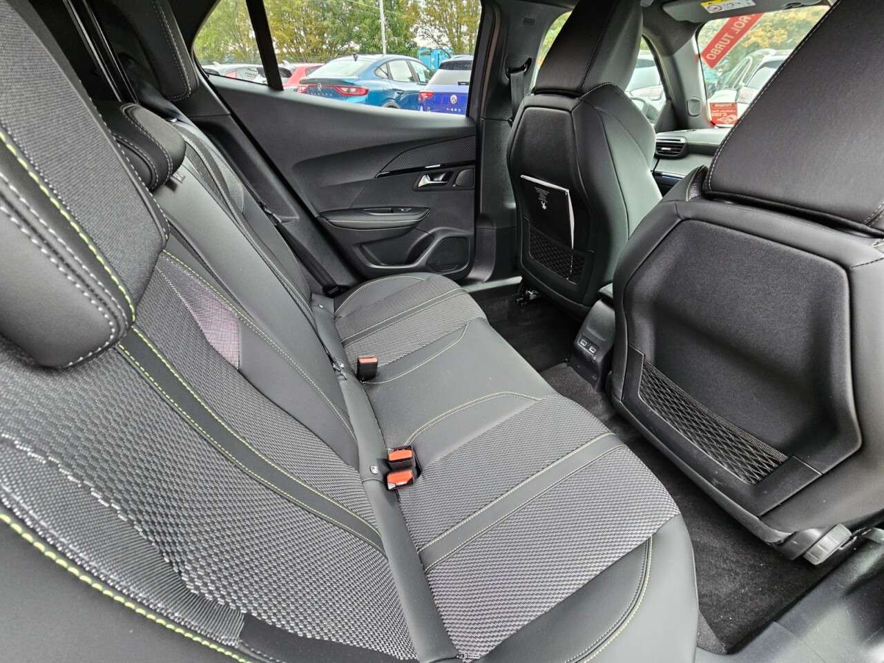 2024 PEUGEOT 2008 2024 PEUGEOT 2008