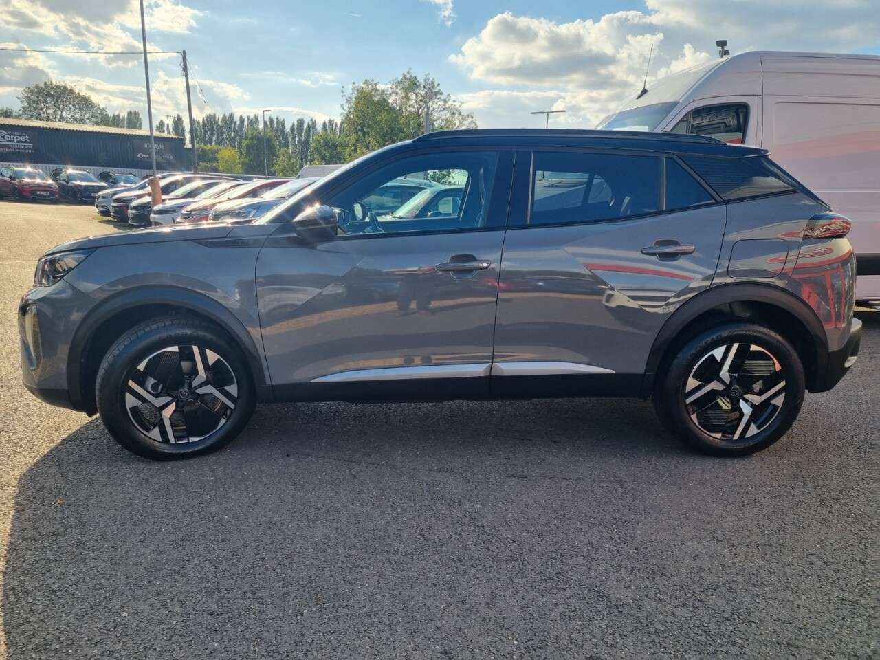 2024 PEUGEOT 2008 2024 PEUGEOT 2008