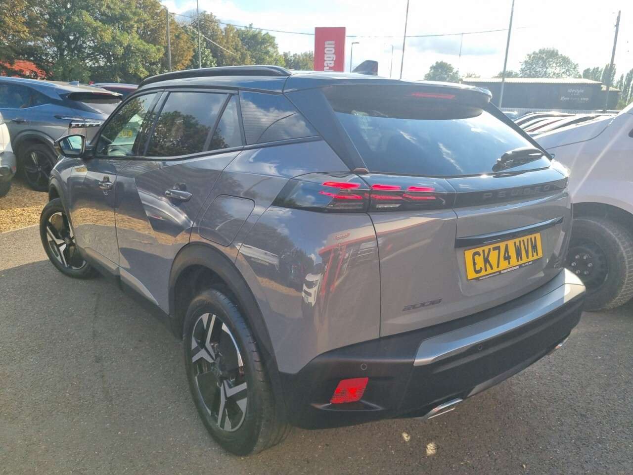 2024 PEUGEOT 2008 2024 PEUGEOT 2008
