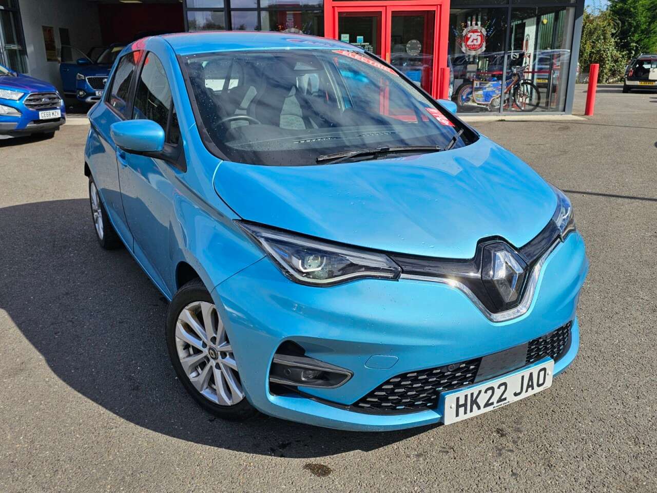 A 2022 RENAULT ZOE R135 EV50 52kWh S Edition Hatchback 5dr Electric Auto (Rapid Charge) (134 b A 2022 RENAULT ZOE R135 EV50 52kWh S Edition Hatchback 5dr Electric Auto (Rapid Charge) (134 b