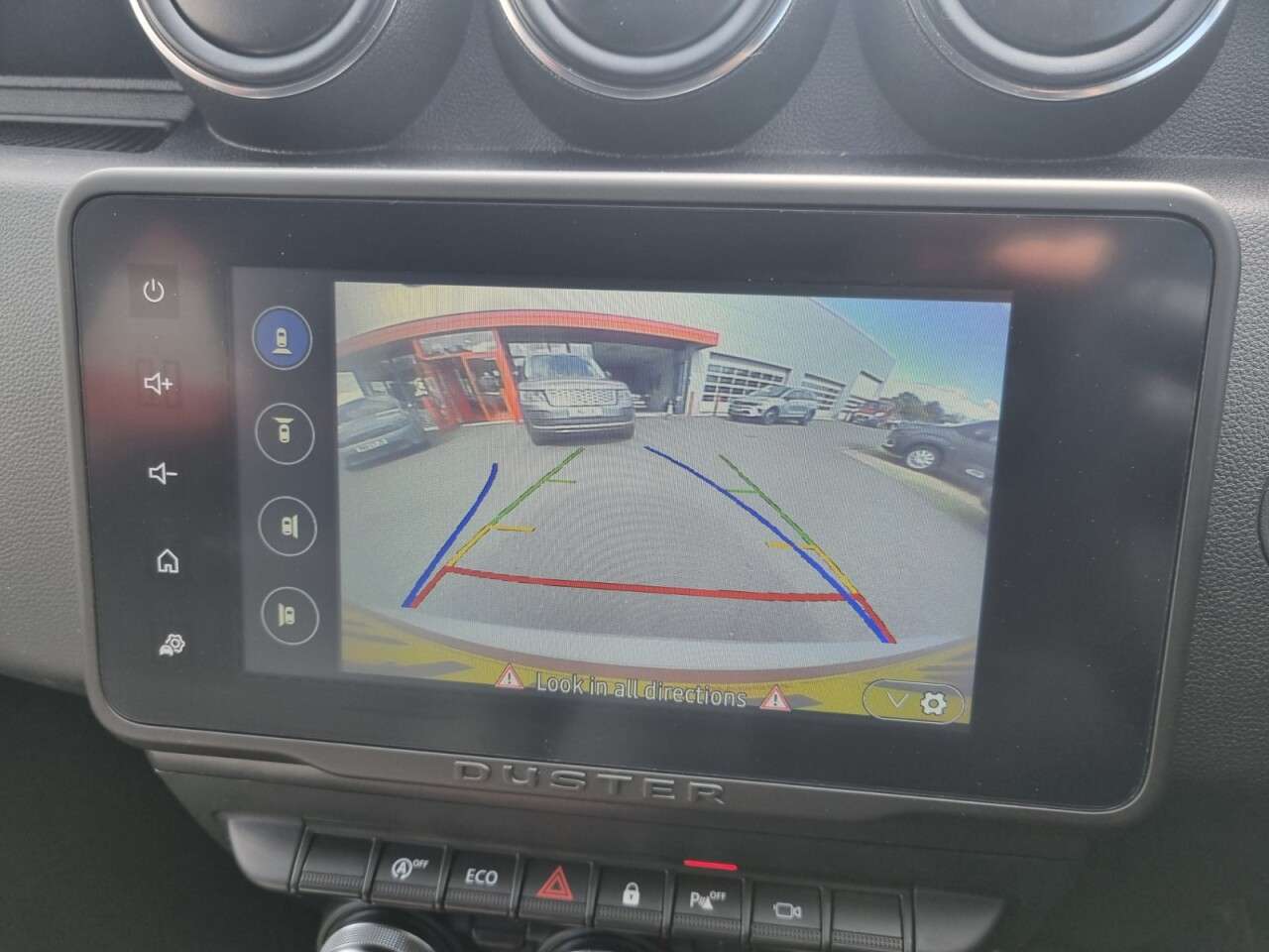A 2022 DACIA DUSTER 1.0 TCe Prestige SUV 5dr Petrol Manual Euro 6 (s/s) (90 ps) A 2022 DACIA DUSTER 1.0 TCe Prestige SUV 5dr Petrol Manual Euro 6 (s/s) (90 ps)