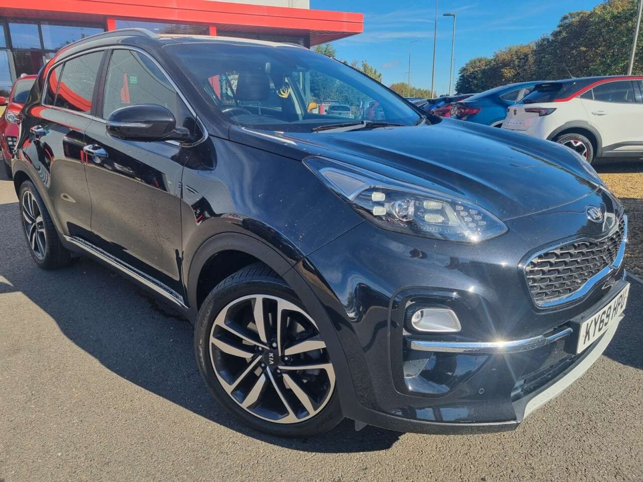 A 2019 KIA SPORTAGE 1.6 CRDi EcoDynamics+ 4 SUV 5dr Diesel Hybrid Manual Euro 6 (s/s) (134 bhp) A 2019 KIA SPORTAGE 1.6 CRDi EcoDynamics+ 4 SUV 5dr Diesel Hybrid Manual Euro 6 (s/s) (134 bhp)