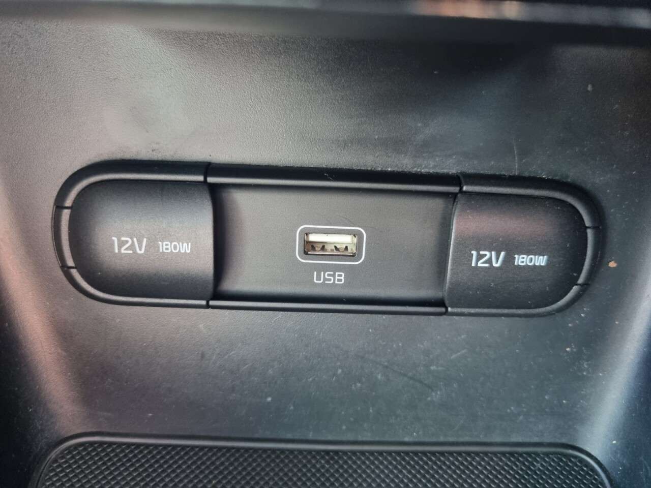 2019 KIA SPORTAGE 2019 KIA SPORTAGE