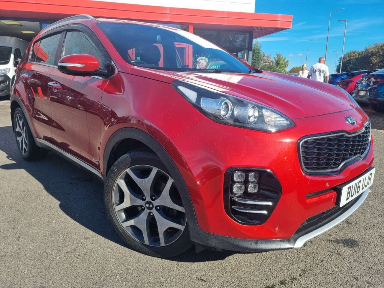 A 2016 KIA SPORTAGE 1.6 T-GDi GT-Line SUV 5dr Petrol DCT AWD Euro 6 (174 bhp) A 2016 KIA SPORTAGE 1.6 T-GDi GT-Line SUV 5dr Petrol DCT AWD Euro 6 (174 bhp)