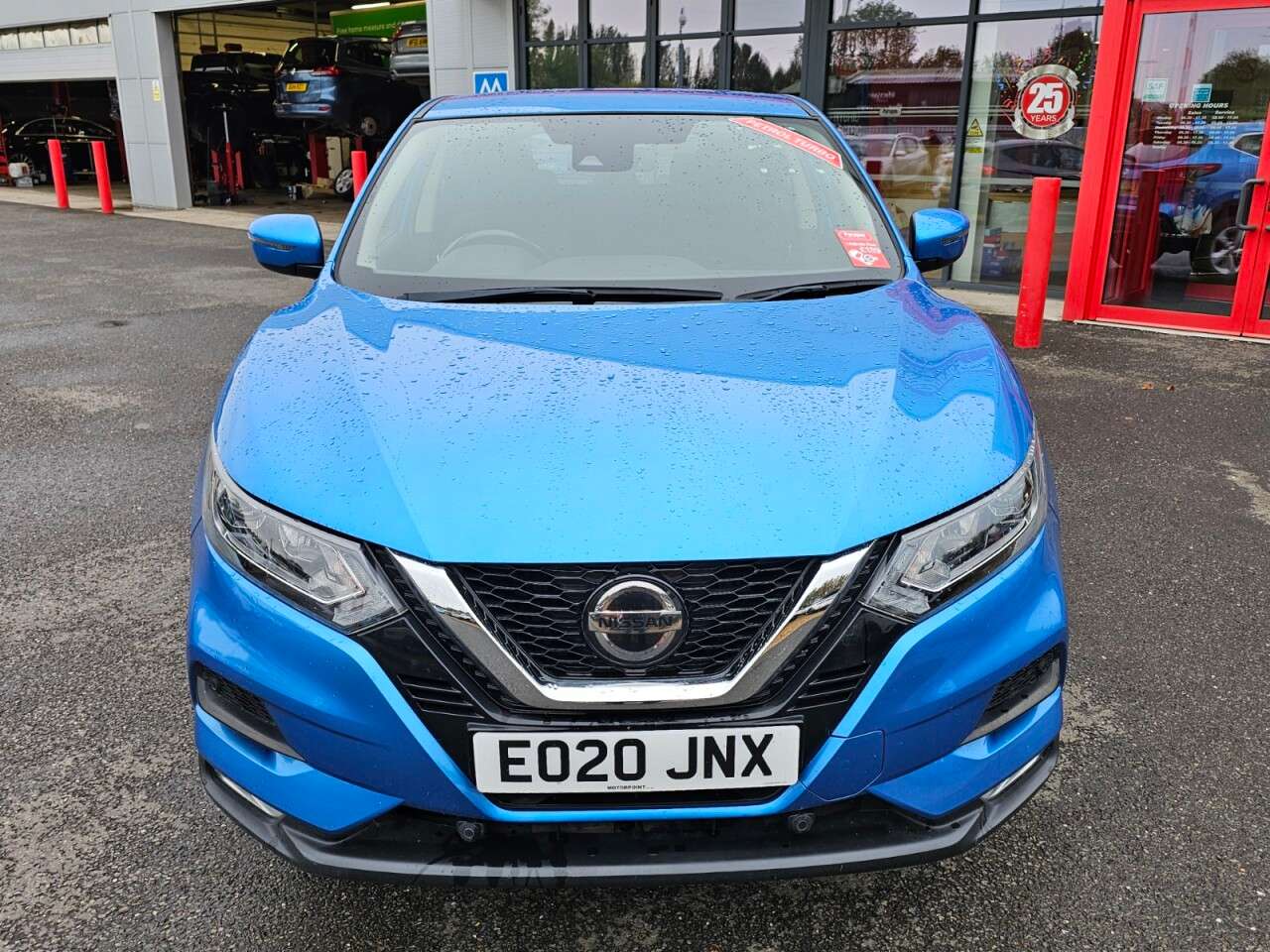 A 2020 NISSAN QASHQAI 1.3 DIG-T Acenta Premium SUV 5dr Petrol Manual Euro 6 (s/s) (160 ps) A 2020 NISSAN QASHQAI 1.3 DIG-T Acenta Premium SUV 5dr Petrol Manual Euro 6 (s/s) (160 ps)