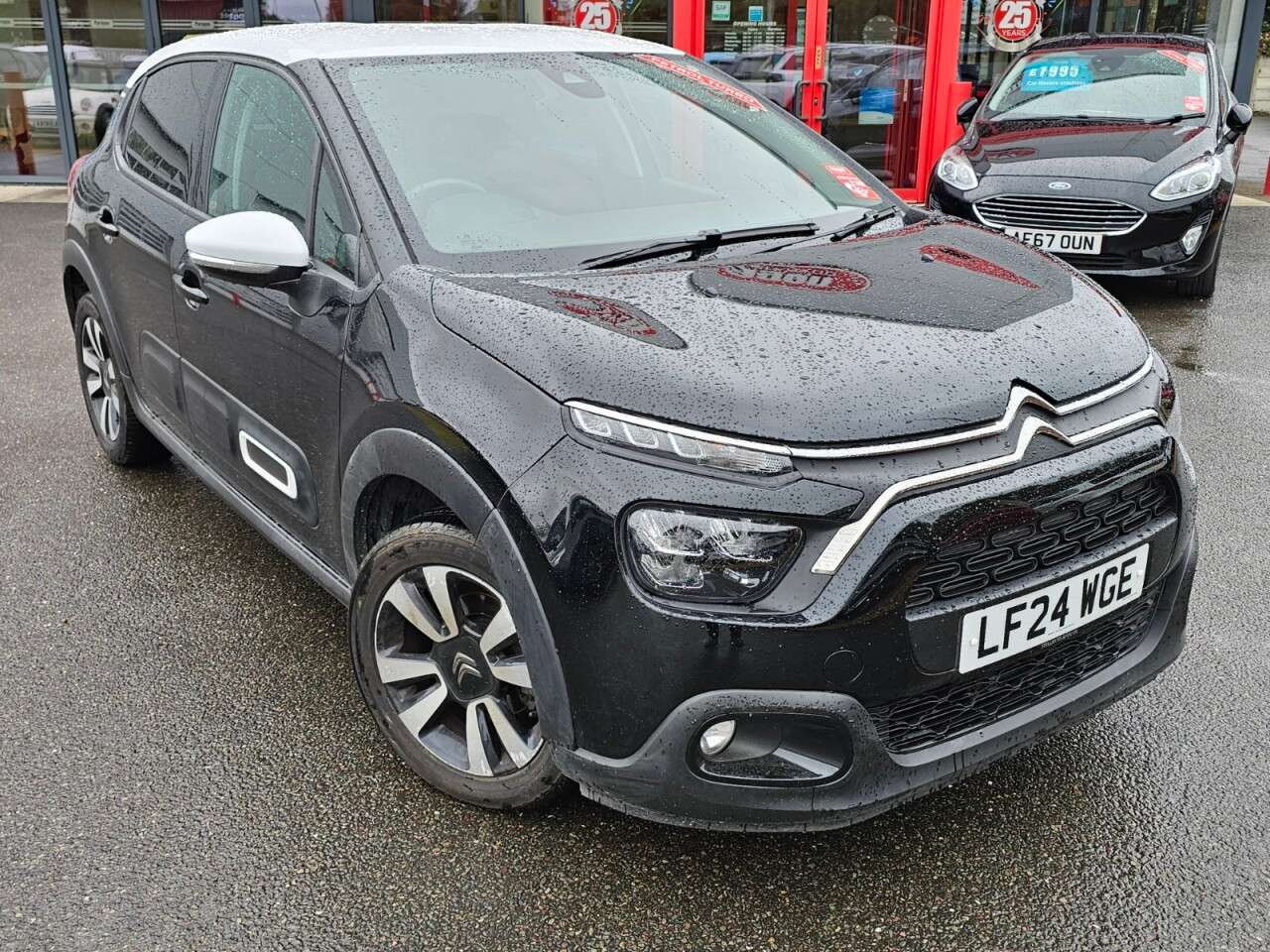 A 2024 CITROEN C3 1.2 PureTech PLUS Hatchback 5dr Petrol EAT6 Euro 6 (s/s) (110 ps) A 2024 CITROEN C3 1.2 PureTech PLUS Hatchback 5dr Petrol EAT6 Euro 6 (s/s) (110 ps)