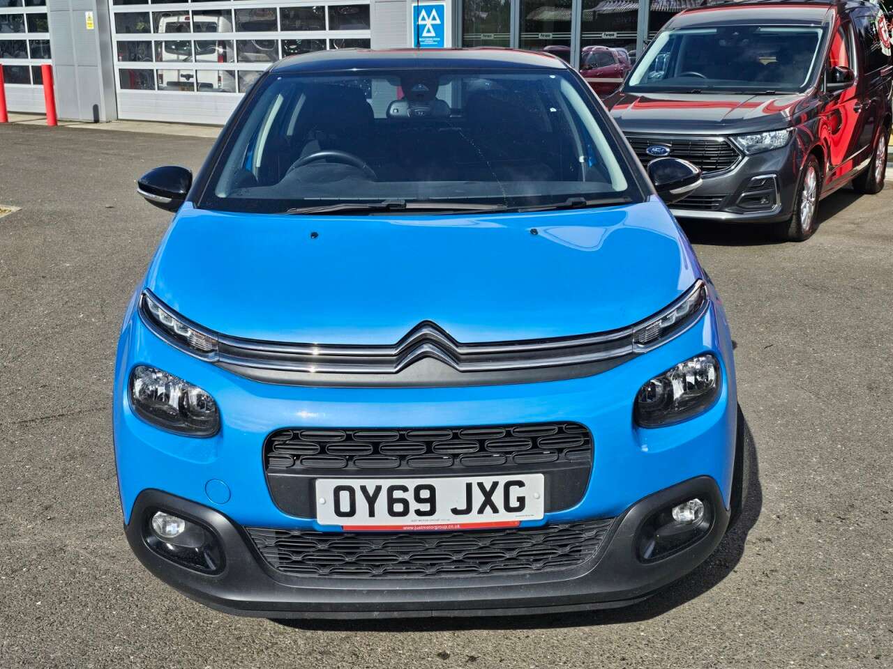 A 2019 CITROEN C3 1.2 PureTech Flair Hatchback 5dr Petrol Manual Euro 6 (s/s) (83 ps) A 2019 CITROEN C3 1.2 PureTech Flair Hatchback 5dr Petrol Manual Euro 6 (s/s) (83 ps)