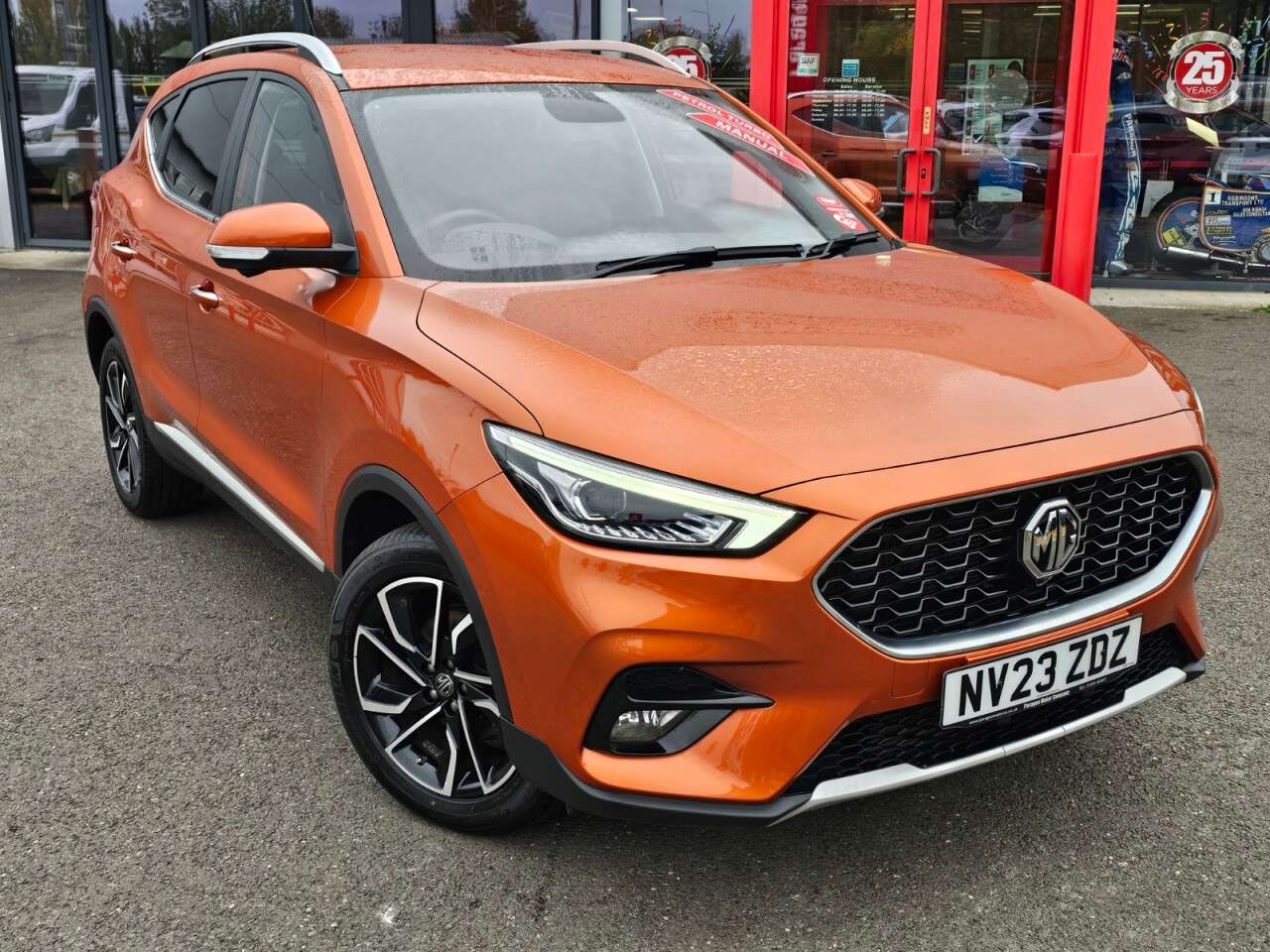 A 2023 MG MG ZS 1.0 T-GDI Exclusive SUV 5dr Petrol Manual Euro 6 (111 ps) A 2023 MG MG ZS 1.0 T-GDI Exclusive SUV 5dr Petrol Manual Euro 6 (111 ps)