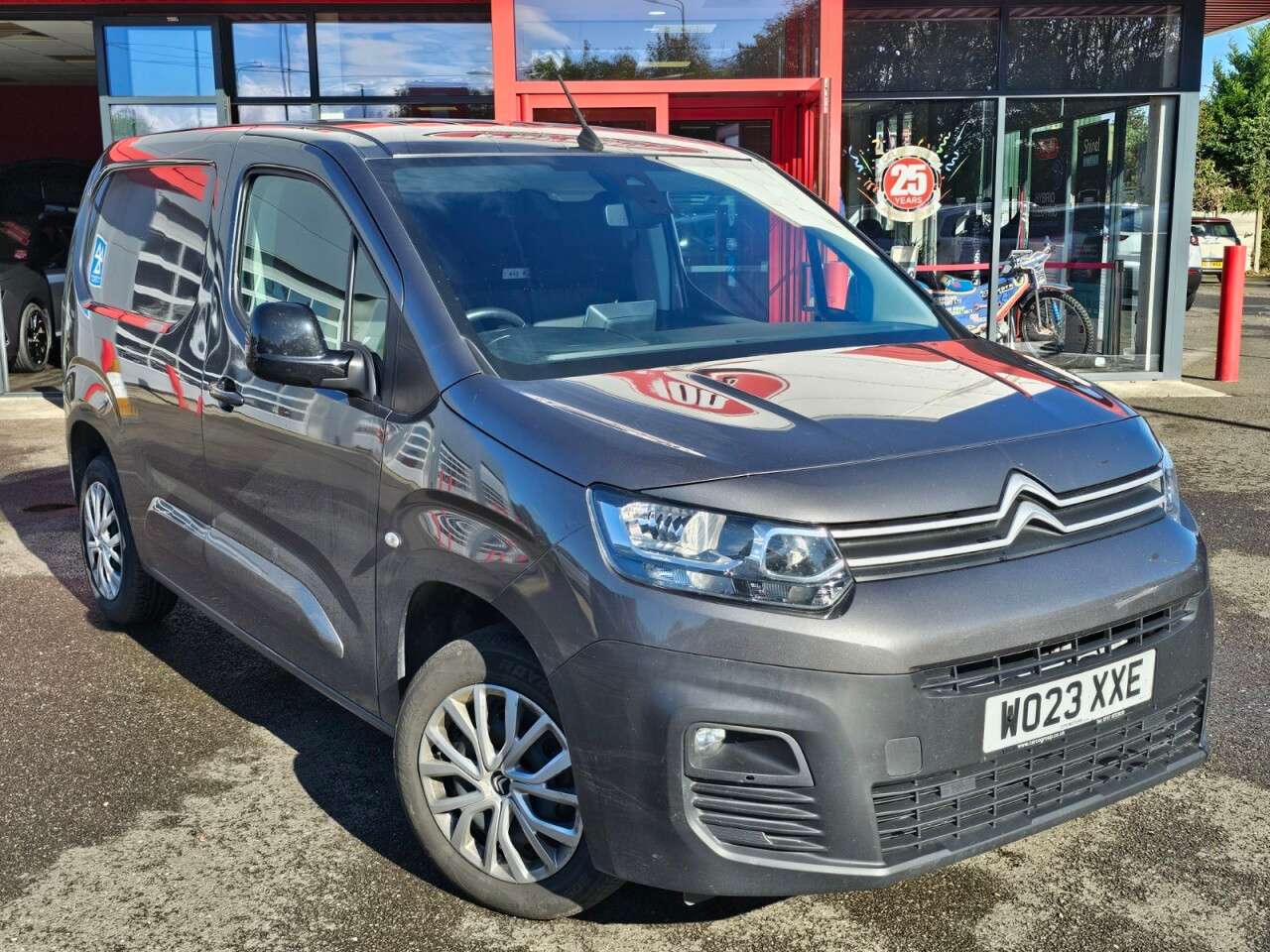 A 2023 CITROEN BERLINGO 1.5 BlueHDi 650 Driver Edition M Panel Van 5dr Diesel Manual SWB Euro 6 (s/ A 2023 CITROEN BERLINGO 1.5 BlueHDi 650 Driver Edition M Panel Van 5dr Diesel Manual SWB Euro 6 (s/