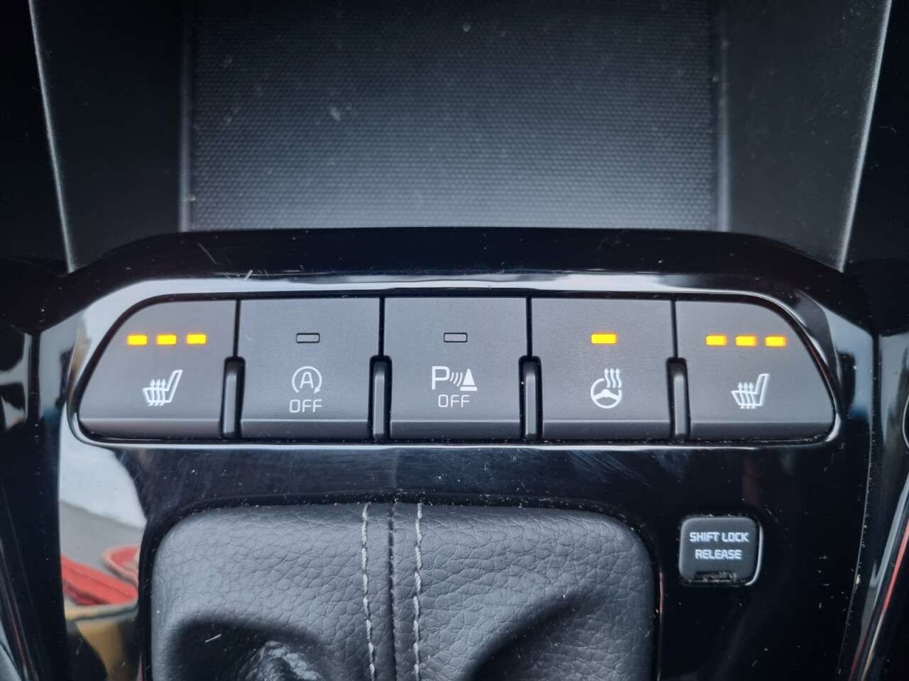 2020 KIA STONIC 2020 KIA STONIC