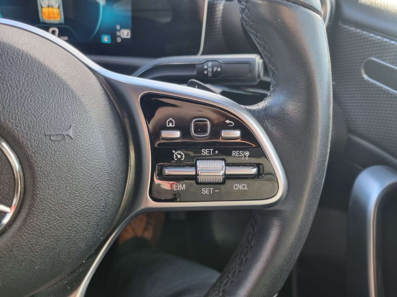 2018 MERCEDES-BENZ A CLASS 2018 MERCEDES-BENZ A CLASS