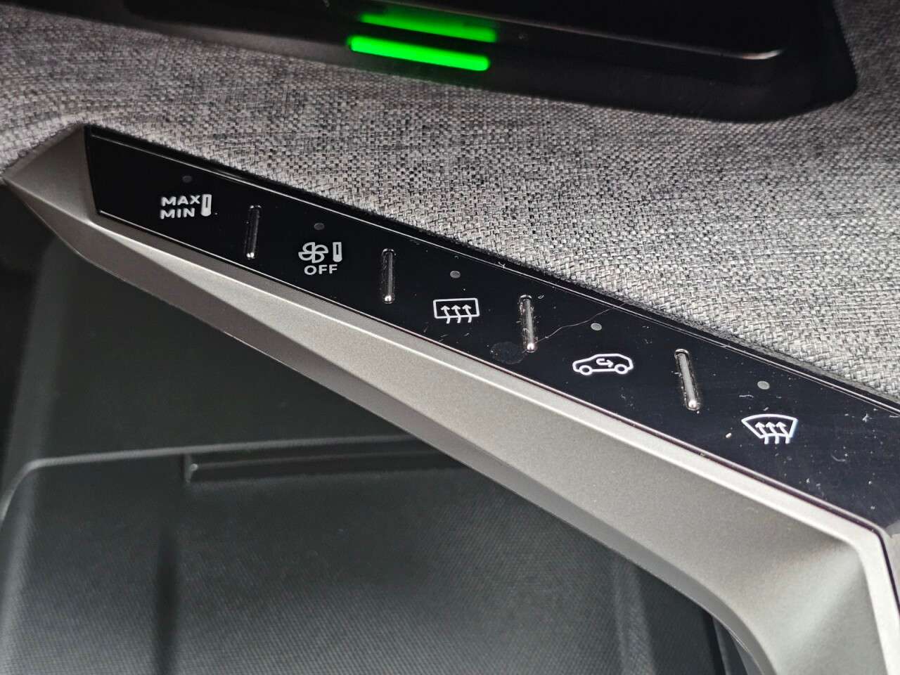 2025 PEUGEOT 3008 2025 PEUGEOT 3008