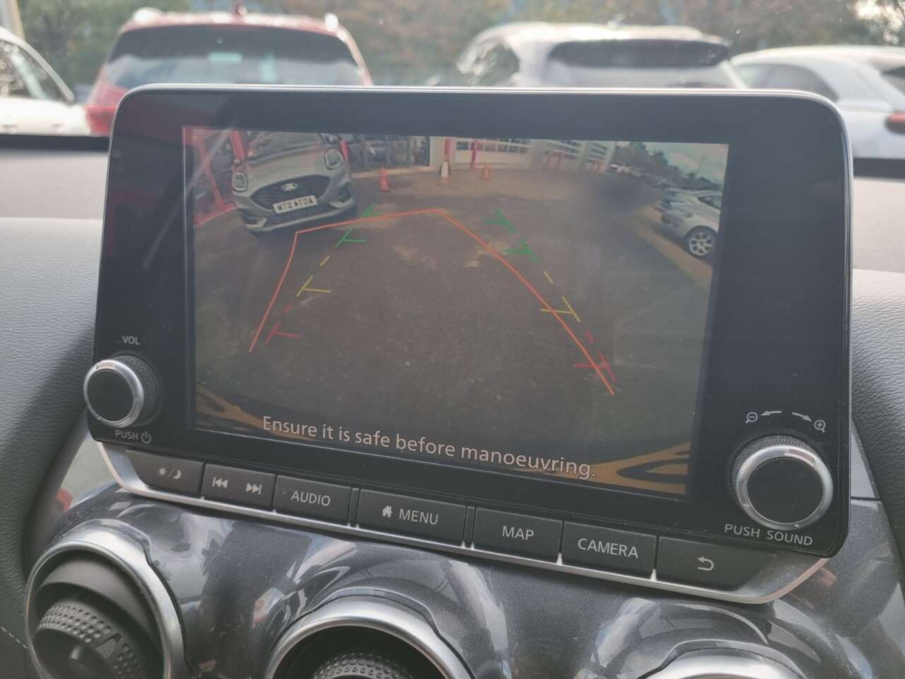 A 2020 NISSAN JUKE 1.0 DIG-T N-Connecta SUV 5dr Petrol Manual Euro 6 (s/s) (117 ps) A 2020 NISSAN JUKE 1.0 DIG-T N-Connecta SUV 5dr Petrol Manual Euro 6 (s/s) (117 ps)